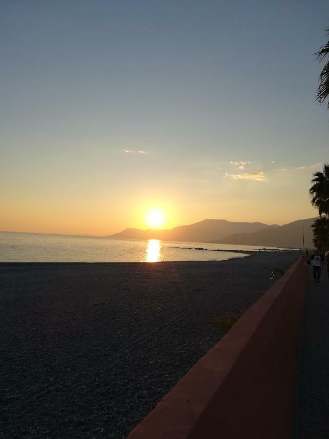 Le Case Del Sole Ventimiglia Exteriér fotografie
