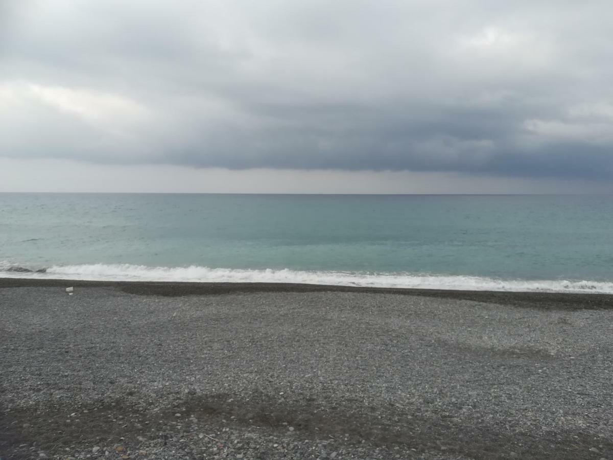 Le Case Del Sole Ventimiglia Exteriér fotografie